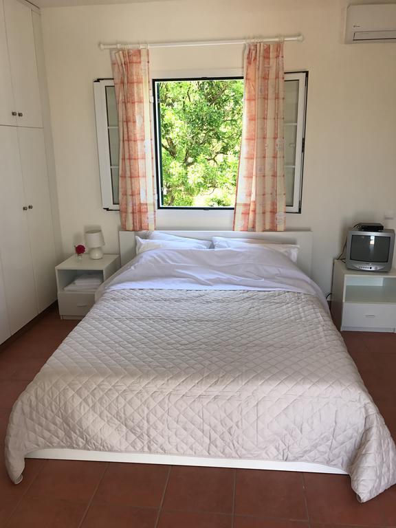 Inglessata Rose Aparthotel Svoronata Exterior foto