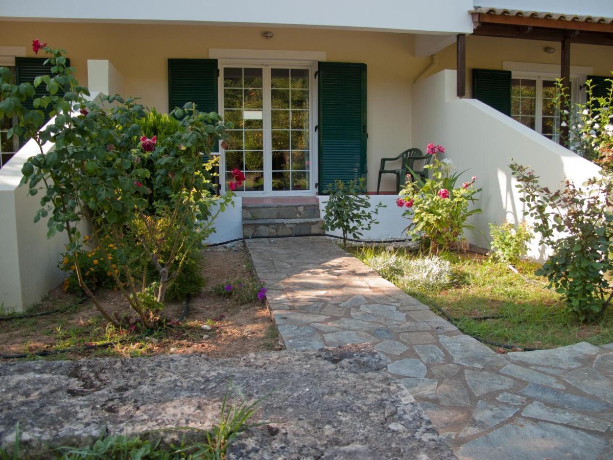 Inglessata Rose Aparthotel Svoronata Exterior foto